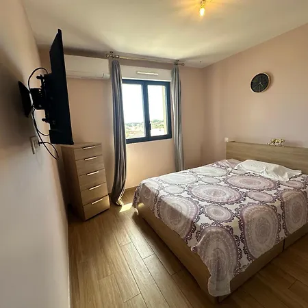 Pigonia T2 Recent, Confort Et Design A - A La Nuitee * Furiani