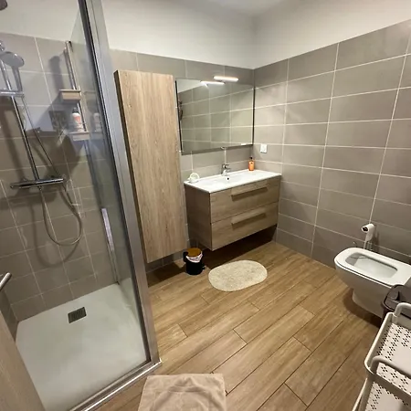 Pigonia T2 Recent, Confort Et Design A - A La Nuitee * Furiani